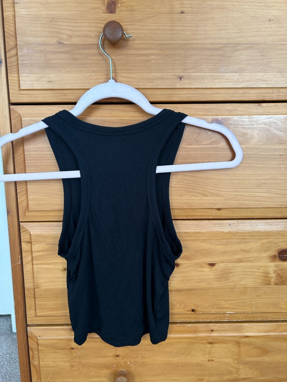 Black Rib Tank Crop - Picture 2 of 2